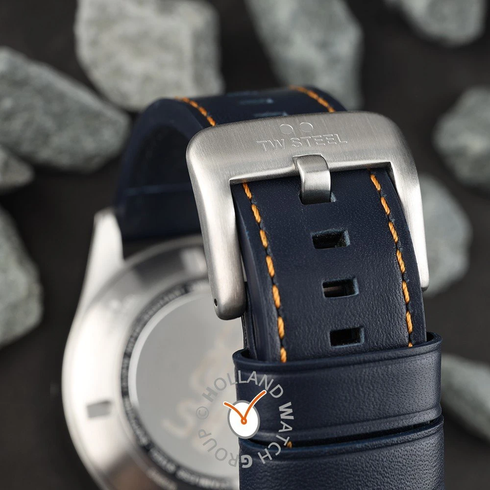 TW Steel Volante SVS311 WRC - Fast Lane Special Edition Watch 6 TW Steel Volante SVS311 WRC - Fast Lane Special Edition Watch - Image 6